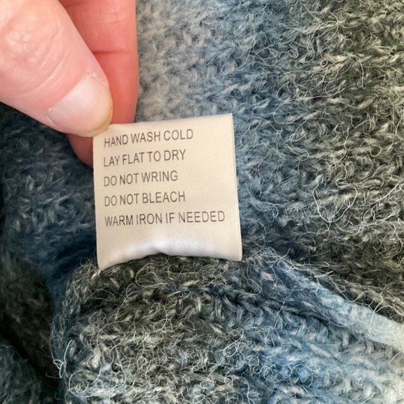 NWT Belle Belldini striped sweater wool blend ombré blue gray nautical boho L - Picture 3 of 16